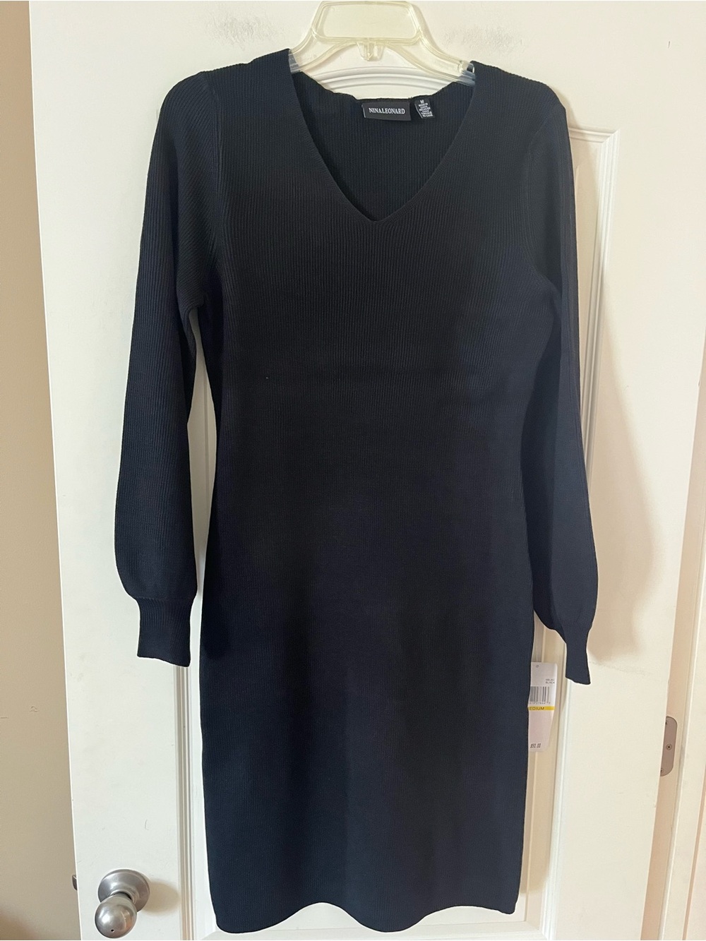 Nina Leonard Black V-Neck Long Sleeve Knit Midi Dress Women’s Size Medium